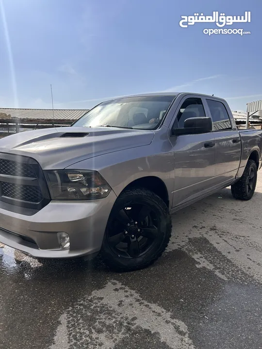 Dodge Ram Sport2020  5.7L HEM