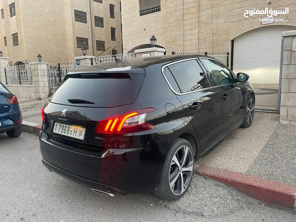 بيجو 308 بحالة ممتاز