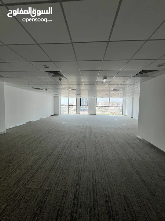 Office for rent in a prime location with panorama view for avenues mall with 156 Sqm and