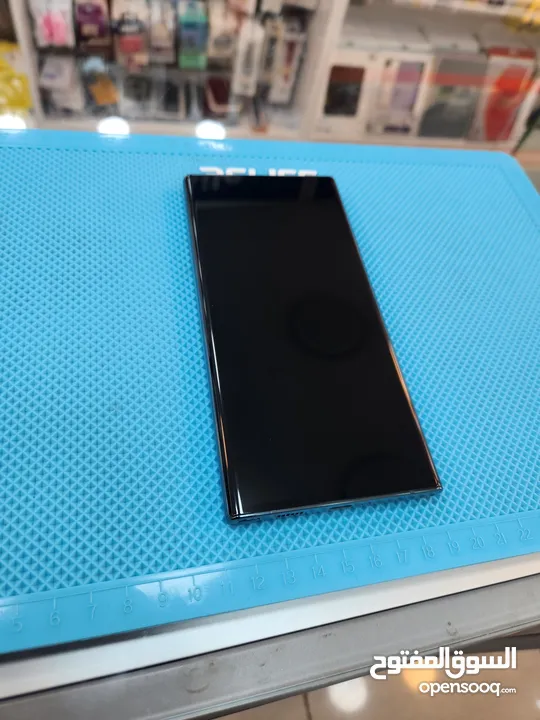 مستخدم بحالة الجديد سامسونج اس 22 ألترا \\\ samsung s22 ultra