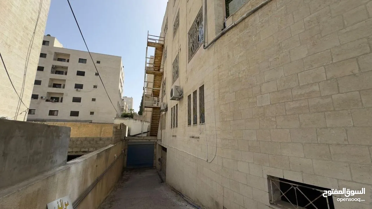 مجمع تجاري يقع مقابل صرح الشهيد للبيع  ( Property 43296 )-174990675