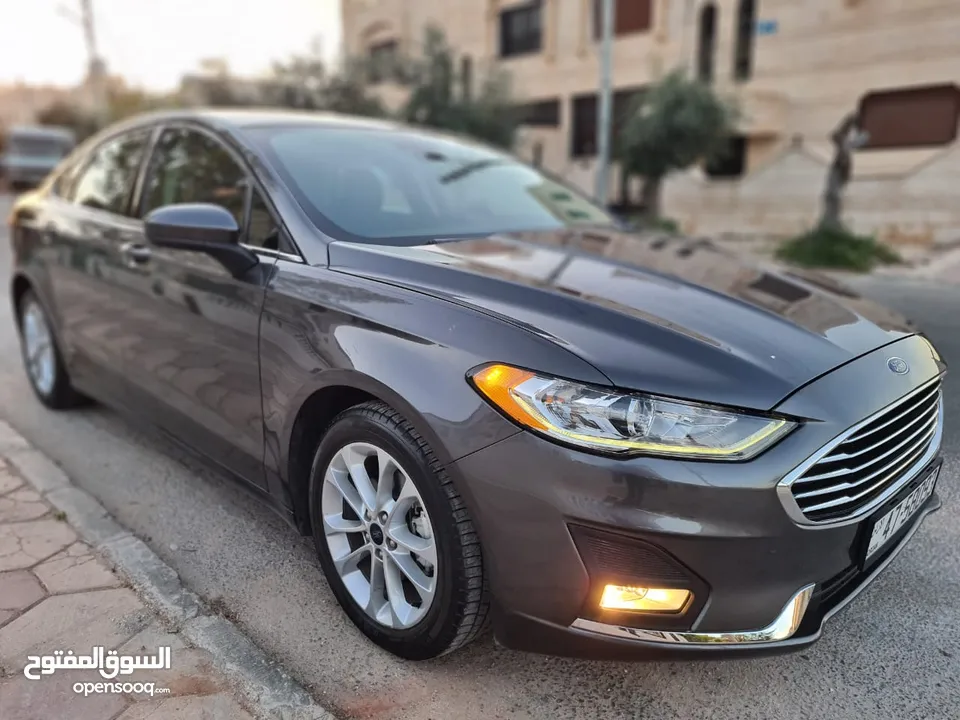 FORD  FUSION SE 2019