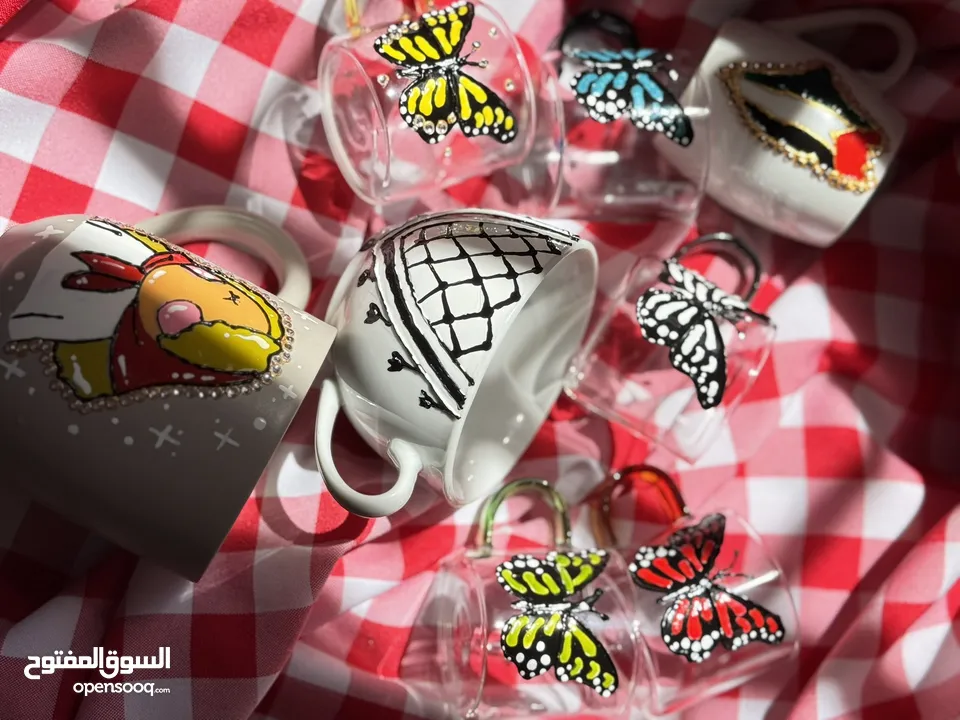 مجات مرسومة يدوياً