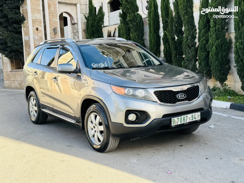 كيا سورنتو بسعر حرررررق