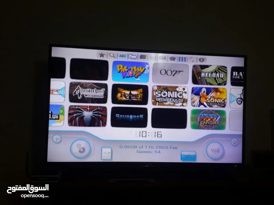 جهاز Nintendo Wii معدل عليه 54لعبة من العاب ال wii وعليه العاب اتاري قديمة وعليه عدد كبير من الالعاب