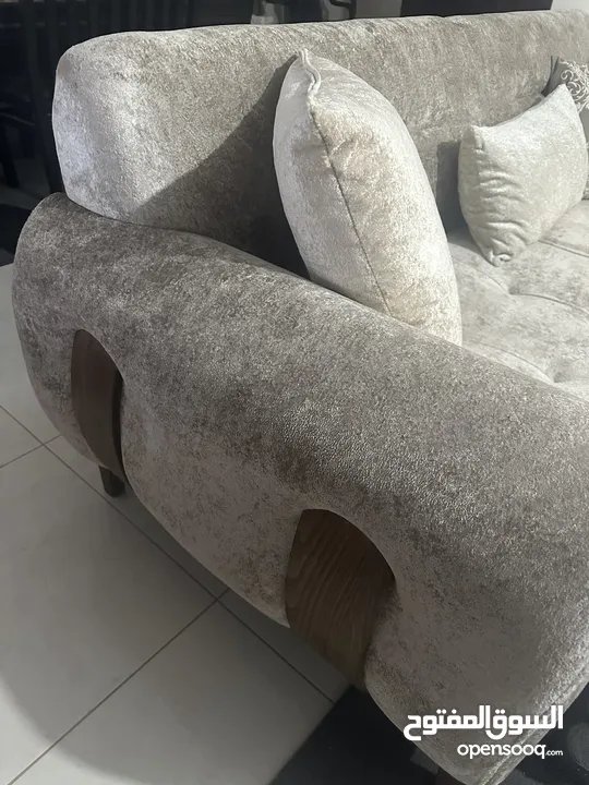 طقم جديد فخم وتقيل غير مستعمل للبيع