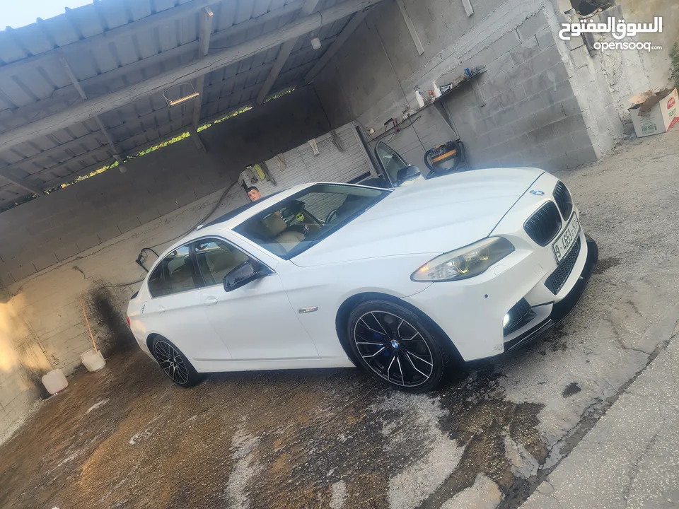 بي ام 520، 2013