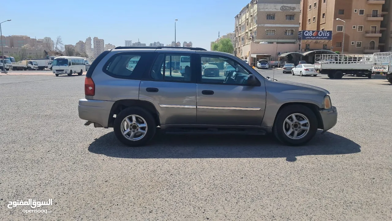 URGENT SALE...2 Gmc Envoy 2007.and 1 Mitsubishi Nativa 2010.All Good Condition.Neat and Clean