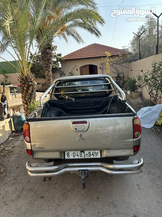 تندر متسبيشي L200 دفع خلفي 4x2 الحالة نظيف و السعر قابل لتفاوض مطور قير نظاف نظاف
