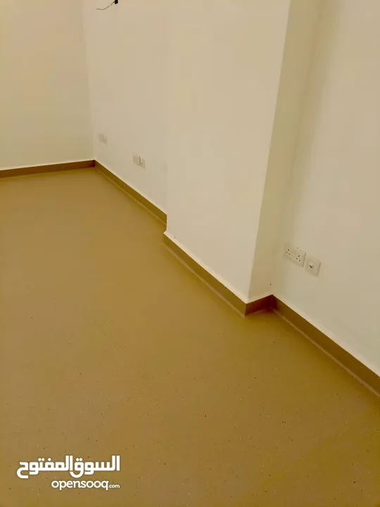ارضيات مستشفيات فنيل pvc رولات وارد اوروبي ذات جوده عاليه كفاله 2سنه منتج