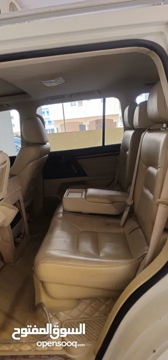 لاند كروزر 2016