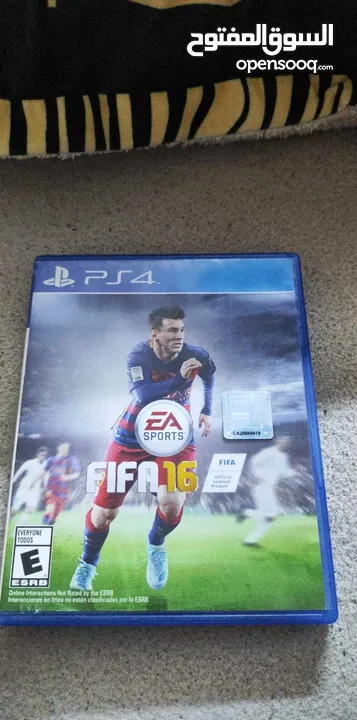 سيديات بلايستيشن 4 مستعمل نخب