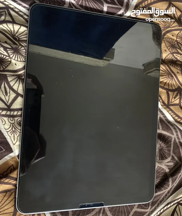 ايباد برو M2 2022 بذاكرة 128G فل نظافه