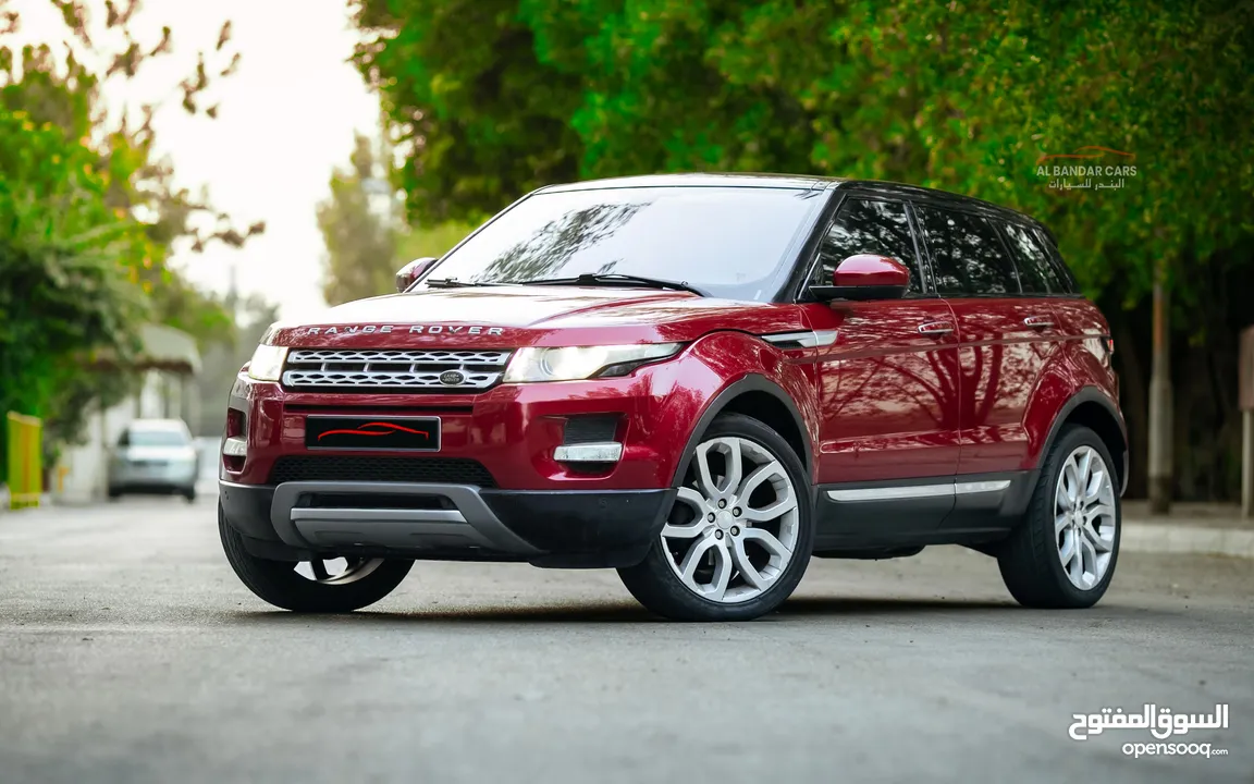 RANGEROVER EVOQUE 2014  EXCELLENT CONDITION  RED