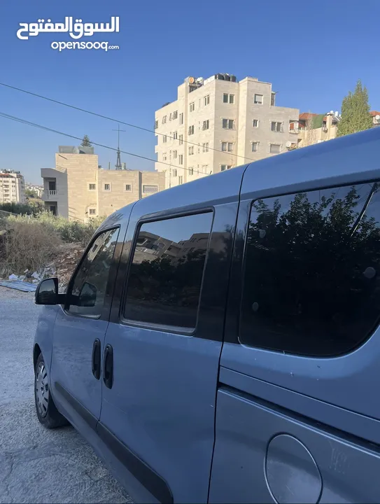 فيات دوبلو 2011 / ماطور 2000 سيسي تيربو / 7 مقاعد اصلي / عداد 80 الف كيلو / ايد اولى