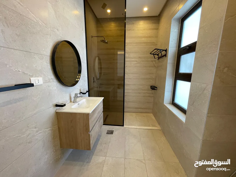 Fully furnished villa for rent in Abdoun  ( Property 38332 )-174796325