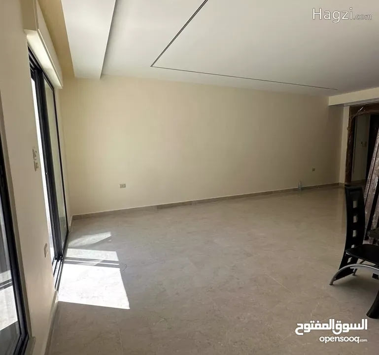 شقة غير مفروشة للبيع في ام اذينه ( Property ID : 38274 )