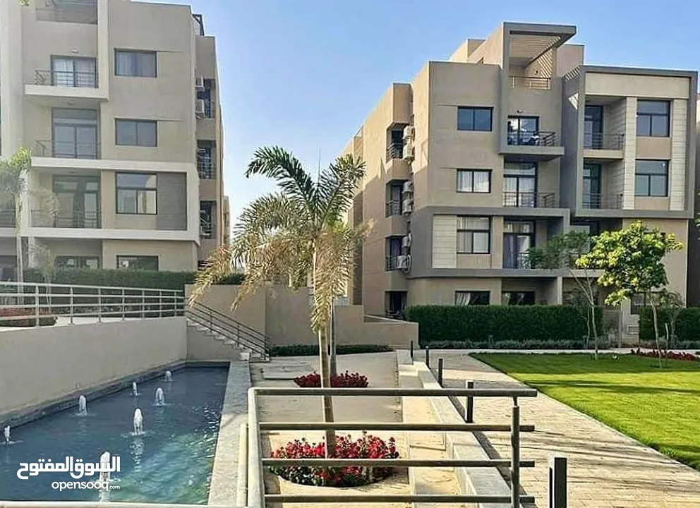 بالتقسيط على 8 سنين شقة بروف 121م مميزة  بكمبوند فيفث سكوير المراسم التجمع fifth square marasem