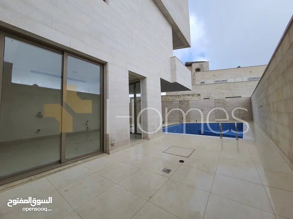 شقة دوبلكس طابقية مع مسبح للبيع في الظهير بمساحة بناء اجمالية 440م