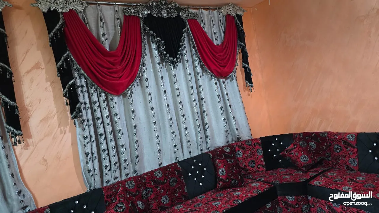 جلسه 8مقاعد بحاله جيده جدا+برادي عدد2+سجاده