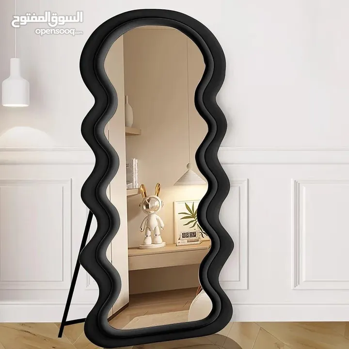 مرايا فخمههه ب اطار مخمل فخم اغتنمي العرض وخديها