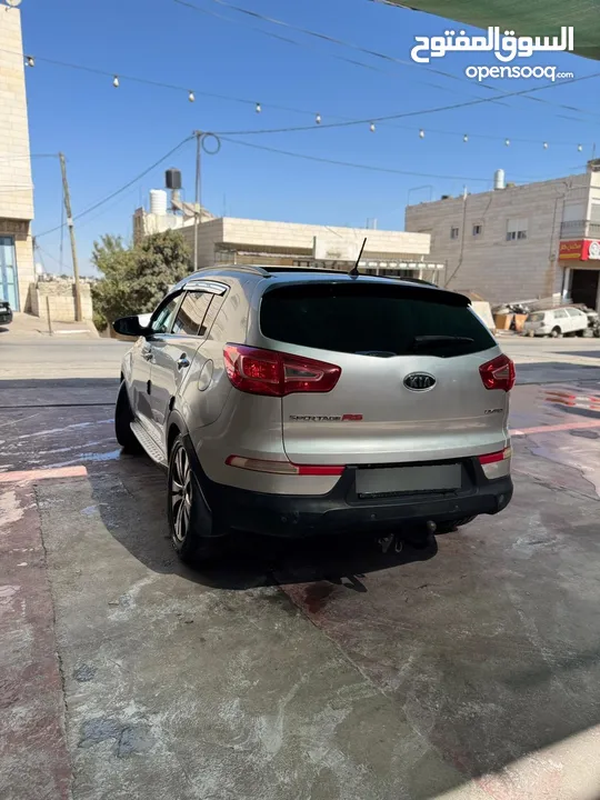 كيا سبورتاج 2012