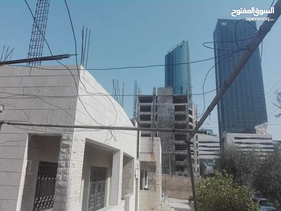 عقار مميز للبيع