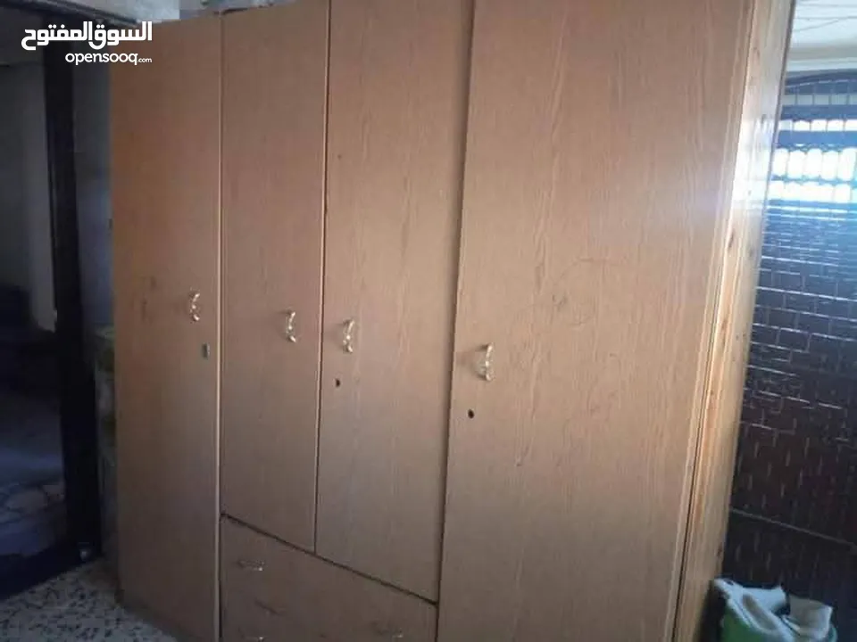 للبيع كلهم  البيع بداعي السفر الموقع اربد شارع الستين بداع السفر