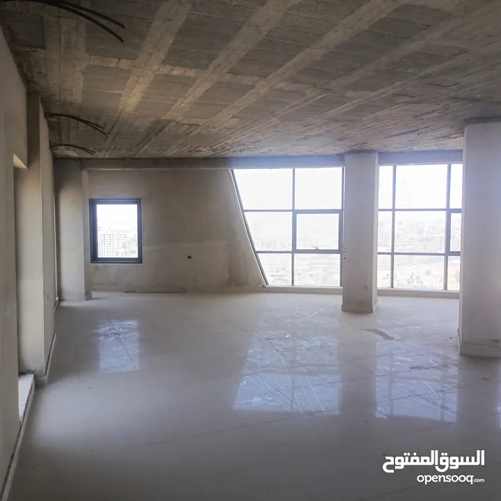 مكاتب جديدة للايجار مساحات واسعة