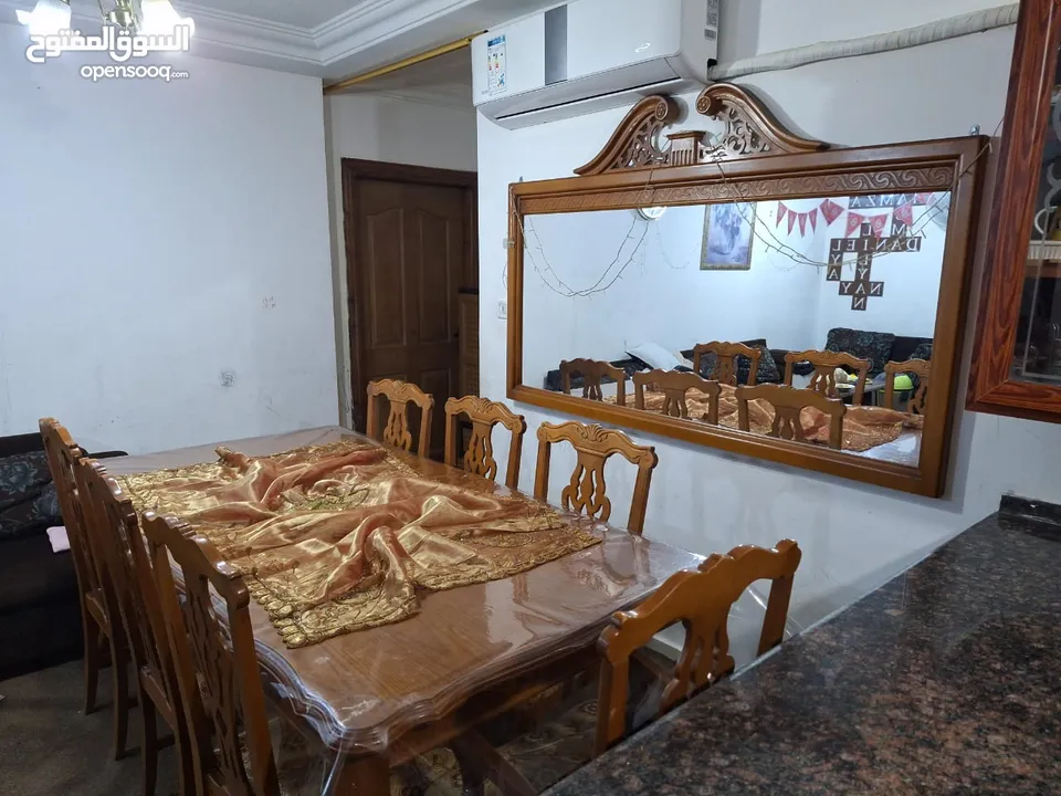 طقم سفره +8كراسي دنسوار فضيه