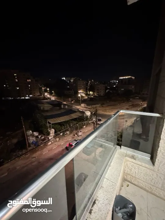 فرصة سكن فاخرة للإيجار – شقة 3 غرف نوم في موقع مميز