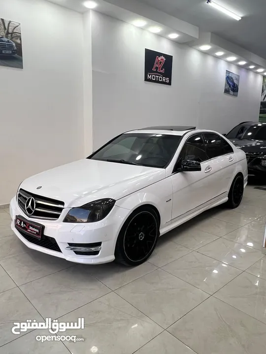 للبيع بسعر حرق كاش او نص بنص مرسيدس C250 فل الفل فتحه سقف كراسي كهرباء برادي خلفيه لدات اماميه وخلفي
