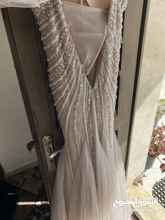 فستان سهرة جديد