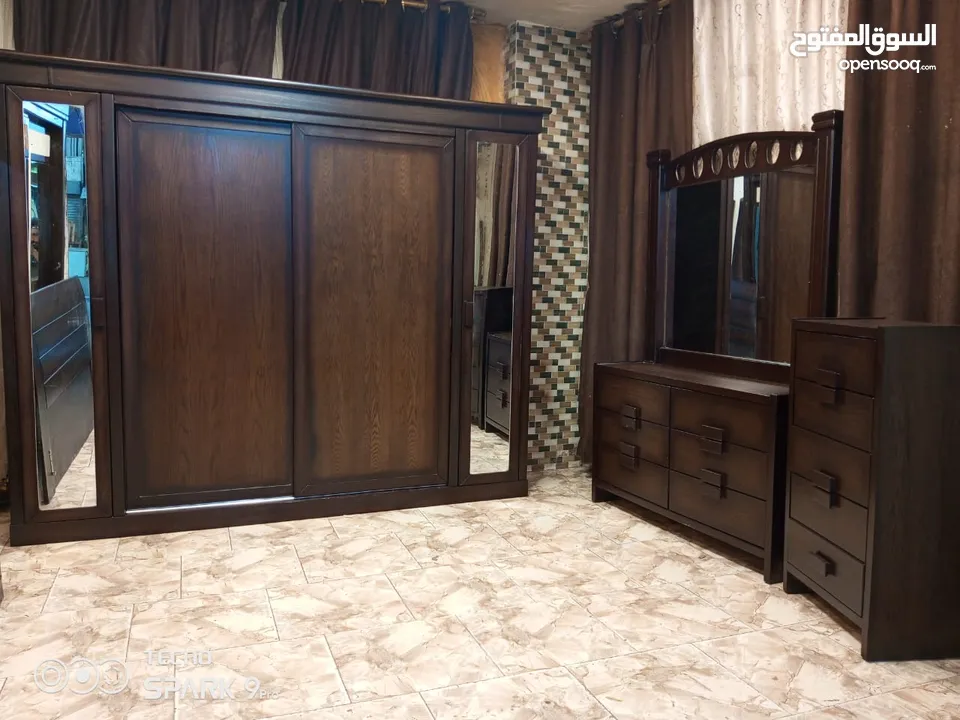 غرفة_نوم_ماستر_ابواب_موديل_الجمال_كوالتي بحاله الوكاله استخدام مده قصيره وخشبها زان ولاتيه وقشره بلو