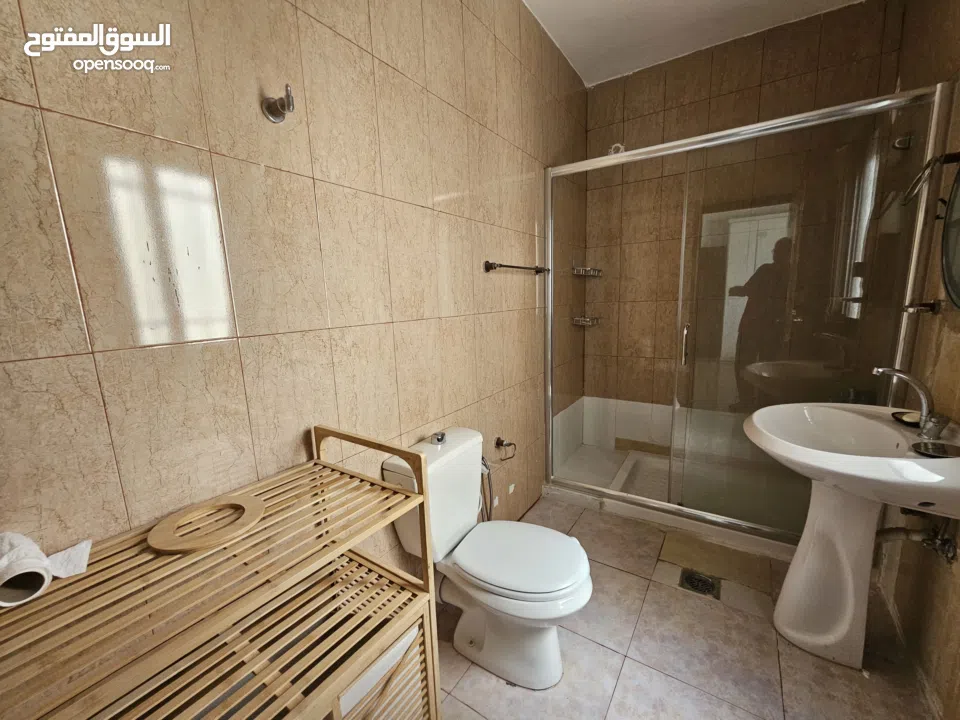 شقة مفروشة للإيجار – رام الله / عين مصباح