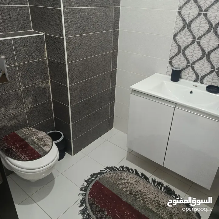 شقة للبيع مفروشة الشرفه قريب للبلد تشطيب شخصي