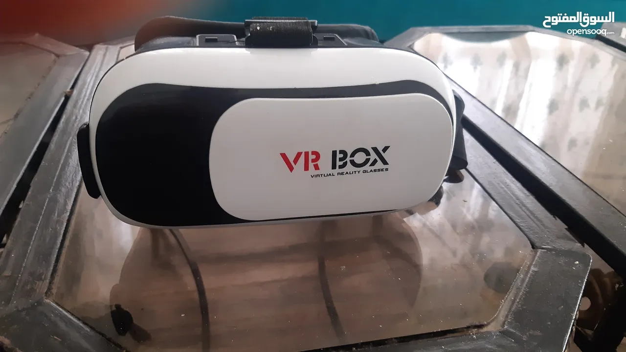 للبيع نظارة الواقع الافتراضي