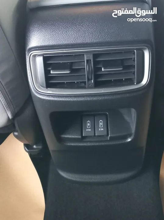 Honda CR-V Hybrid Touring 2022-(هوندا سي آر في هايبرد تورنغ)