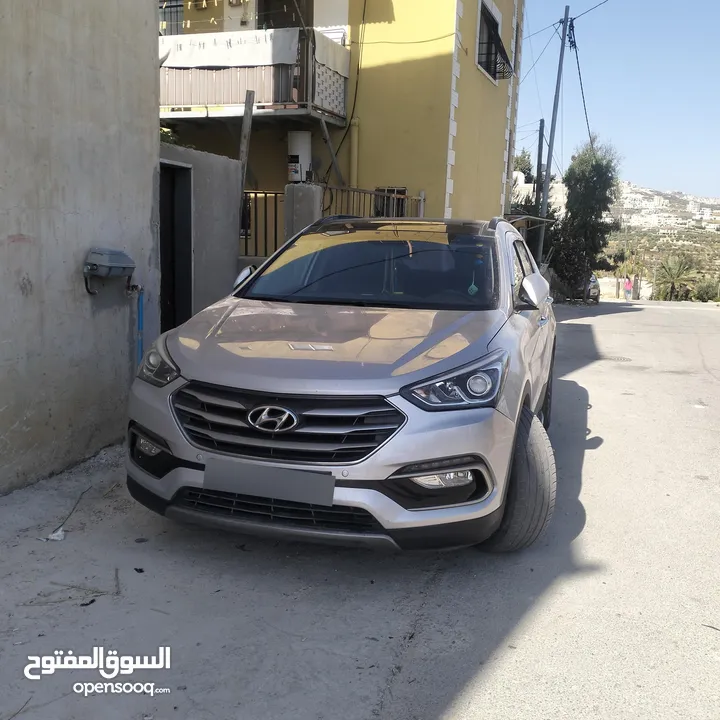 بيع سيارة جيب سنتافي
