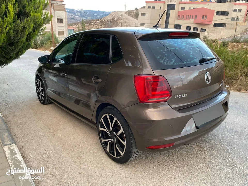 بولو اتوماتيك انتاج 2016.مطور 1200تيربو. جنط مغنسيوم 17. تامين وترخيص سنة. شاشة تتش. كشافات. غمازات