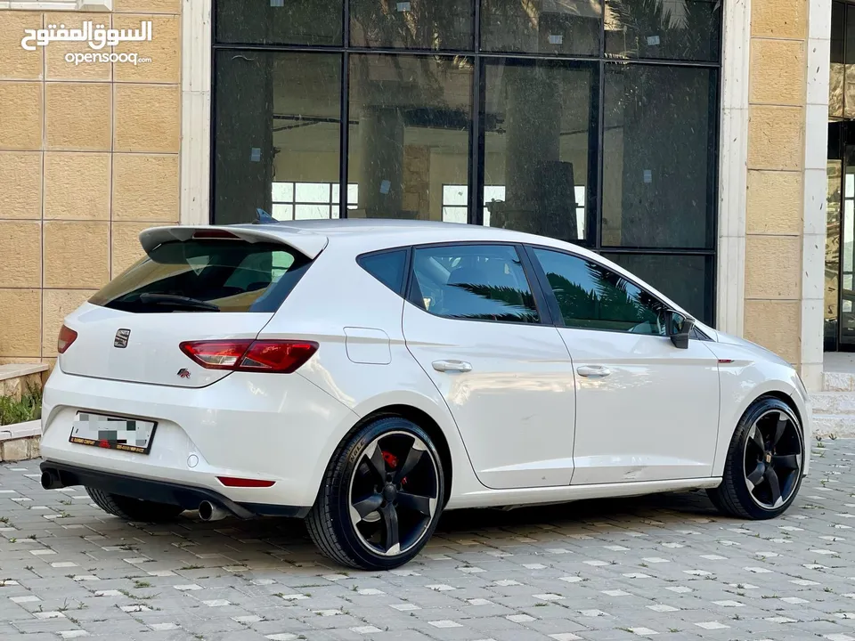 سيات ليون ترخيص 2015 اتوماتيك فحص نخب النخب دهان قطعتين نظاف سعر حرق على الكاش 65000 شيقل