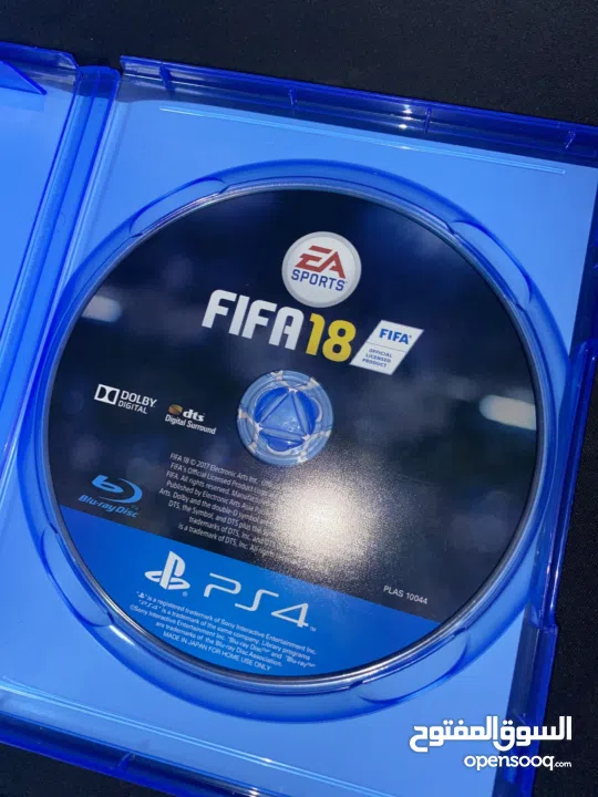 بلايستيشن 4 مستعمل شبه جديد حالة وكالة مع 3 ايادي سوني 4 اصلي حالة وكالة بلايستيشن مرتب كانه جديد