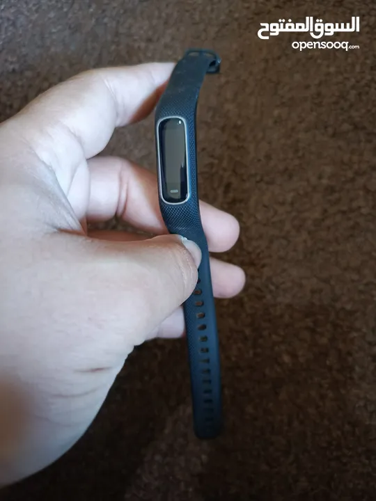 ساعه يد ذكيه جارمن الأصلية (GARMIN vívosmart 4) مستعمله شهرين
