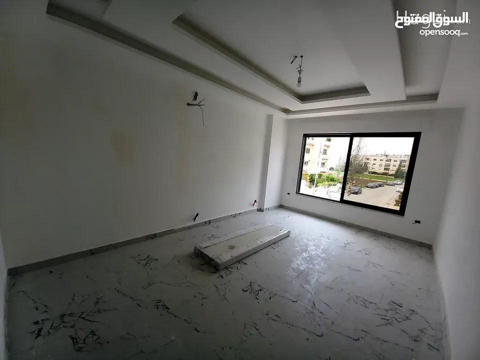 شقه ارضيه حديثة الانشاء للبيع في افخم مناطق ام اذينه  ( Property ID : 31694 )