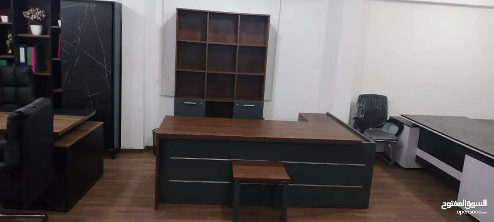 جلسة فخمه و مريحه و بأقل التكاليف موجودة عنا وبس خشب لاتيه مستورد مكفول تفصيل جميع المقاسات