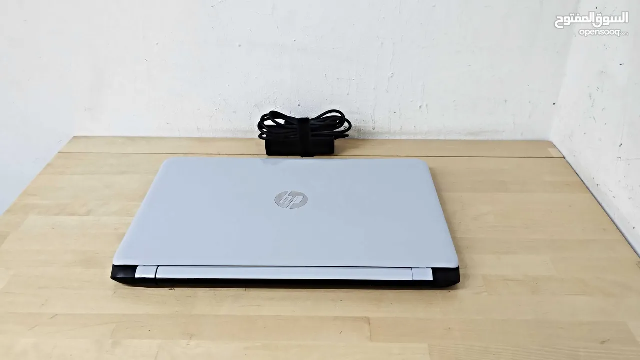 HP Pavilion / i5 / 12 GB Ram / 128 GB SSD