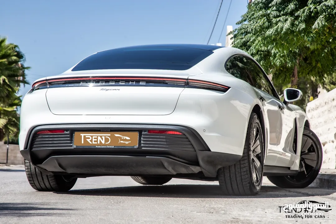 Porsche Taycan 2021