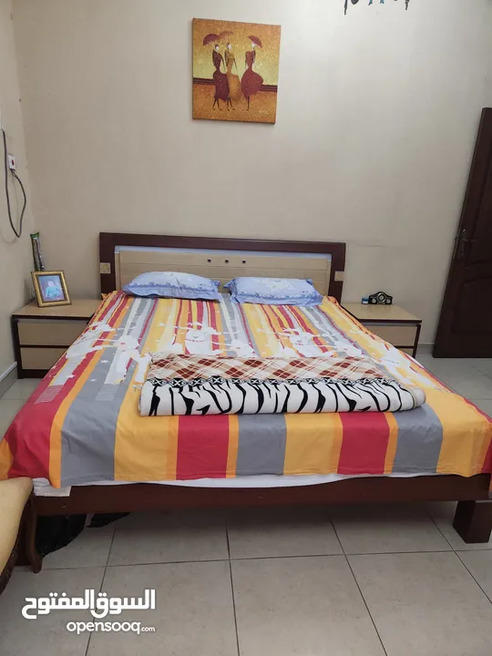 King size bed and mattress urgently sale