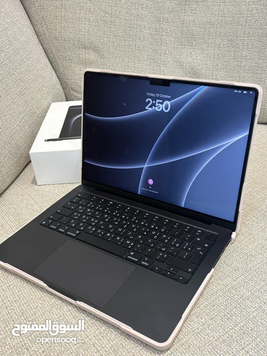 MacBook Pro 14 inch ( M4 1TB )