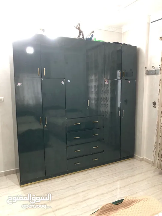 غرفة نوم اطفال أو شباب